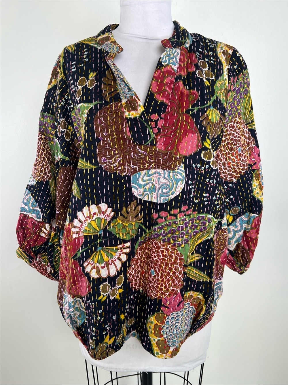 EUC! Ivy Jane Long Sleeve Top Size M/L